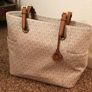 Michael Kors White/Cream shoulder bag